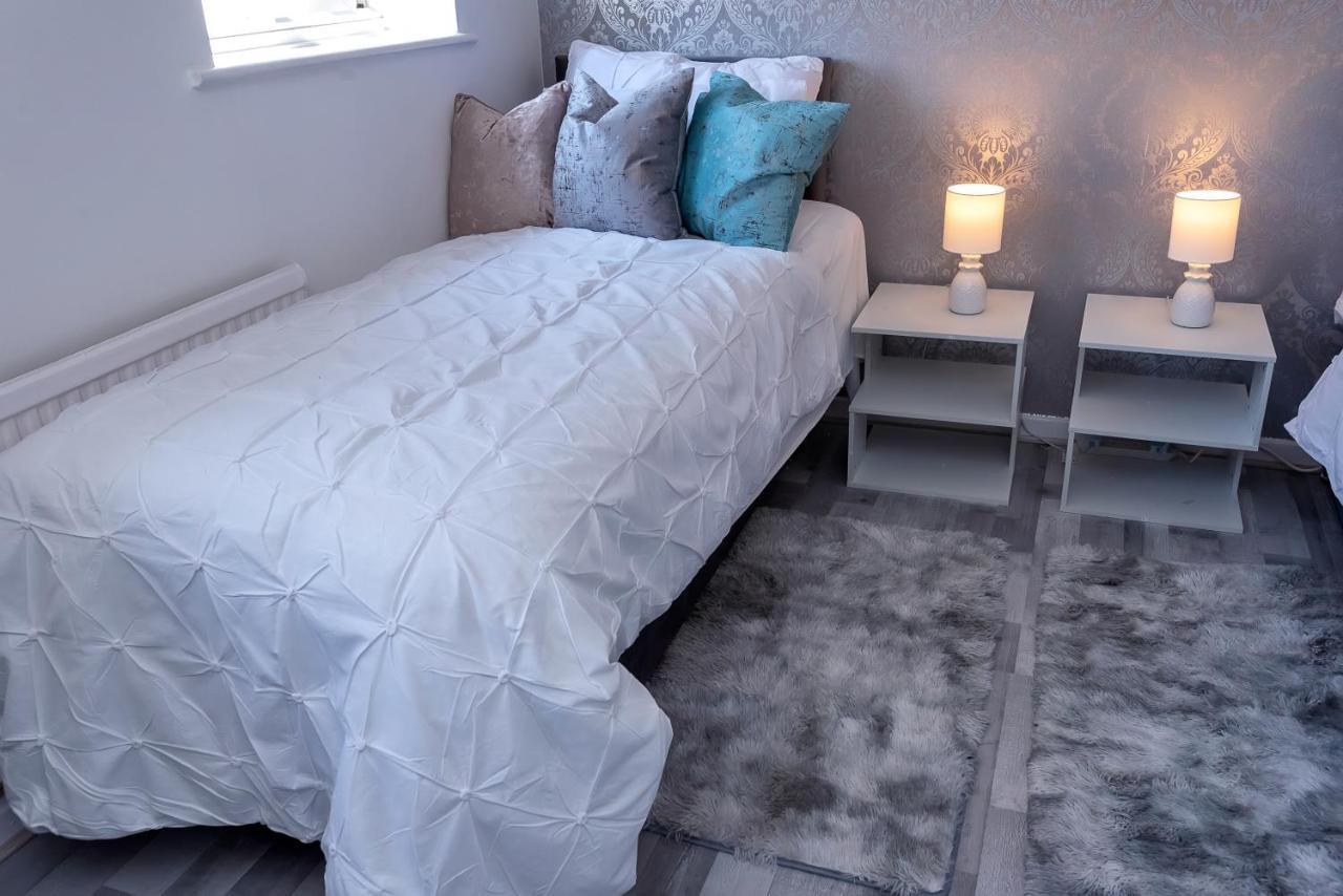 Holiday home I London! A Stunning 2bed Sleeps 1-4!