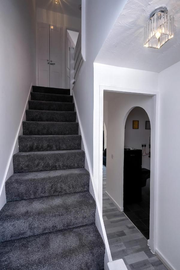 I London! A Stunning 2bed Sleeps 1-4! *