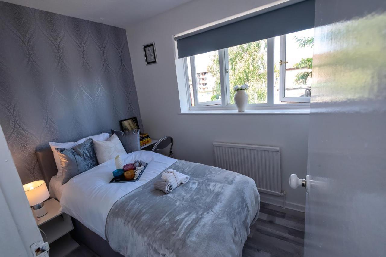 Holiday home I London! A Stunning 2bed Sleeps 1-4! Thamesmead (Greater London)